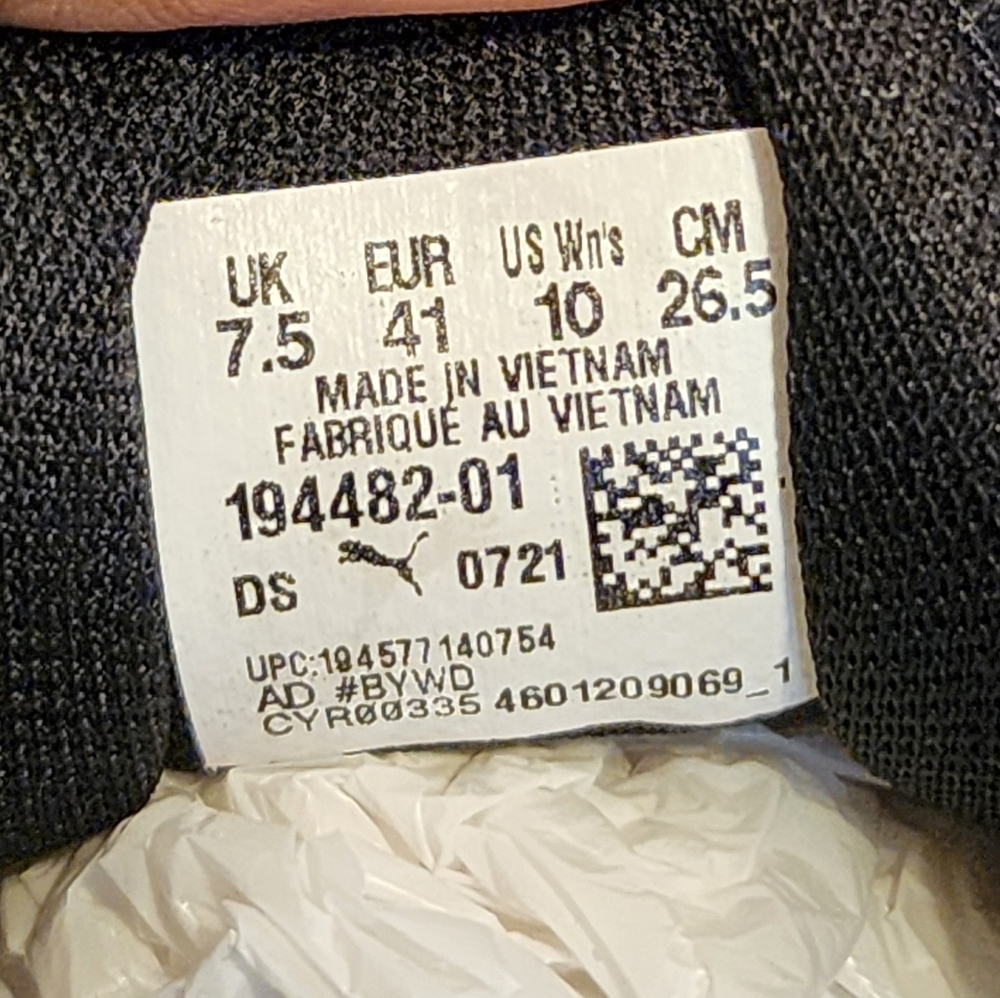 Puma Women's Black Sneakers, Size 10 - Picture 3 of 9